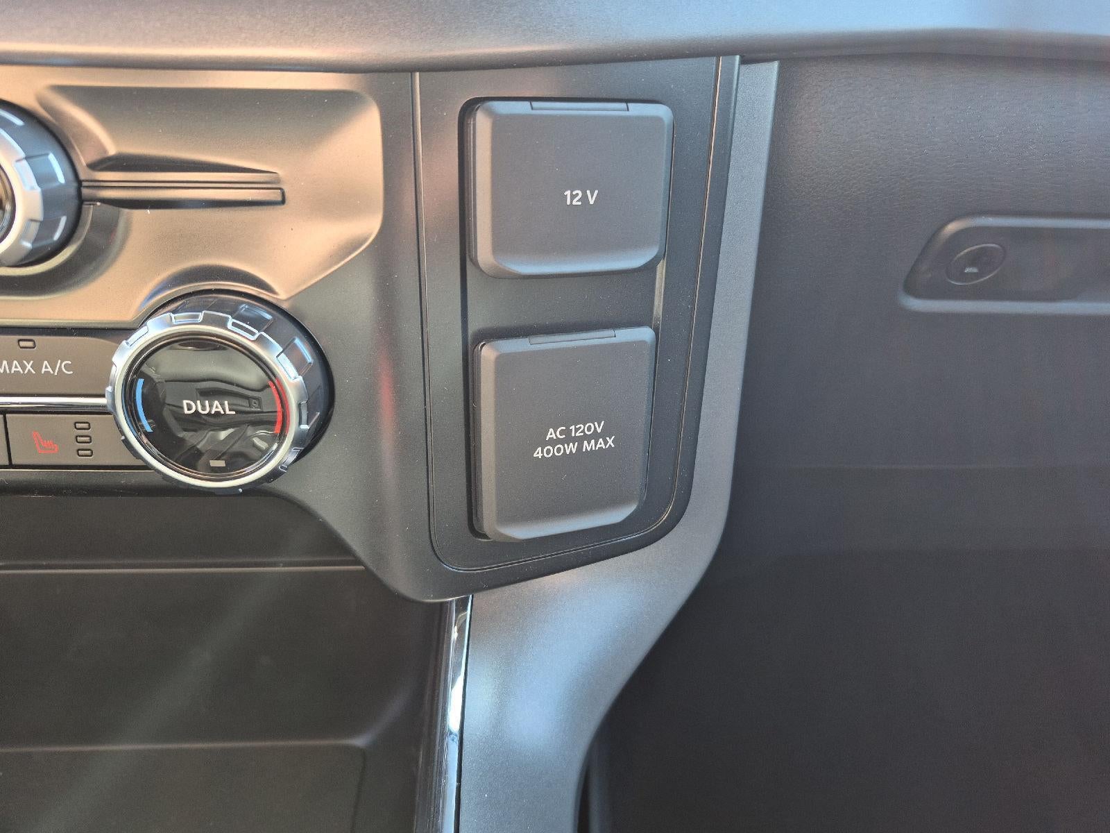 2025 Ford LIFTED F-150 XLT