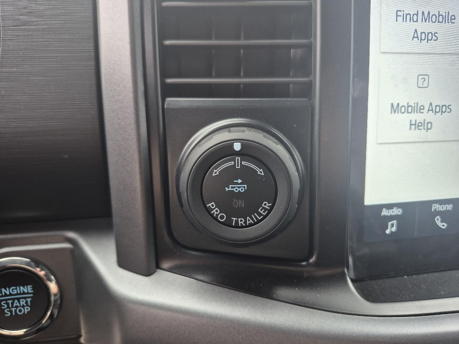 2025 Ford LIFTED F-150 XLT