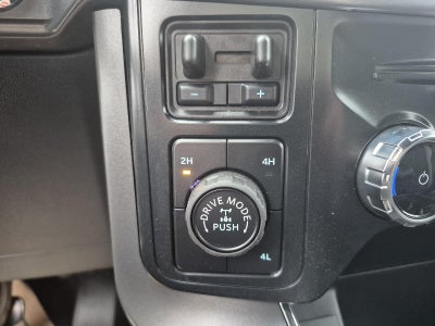 2025 Ford LIFTED F-150 XLT