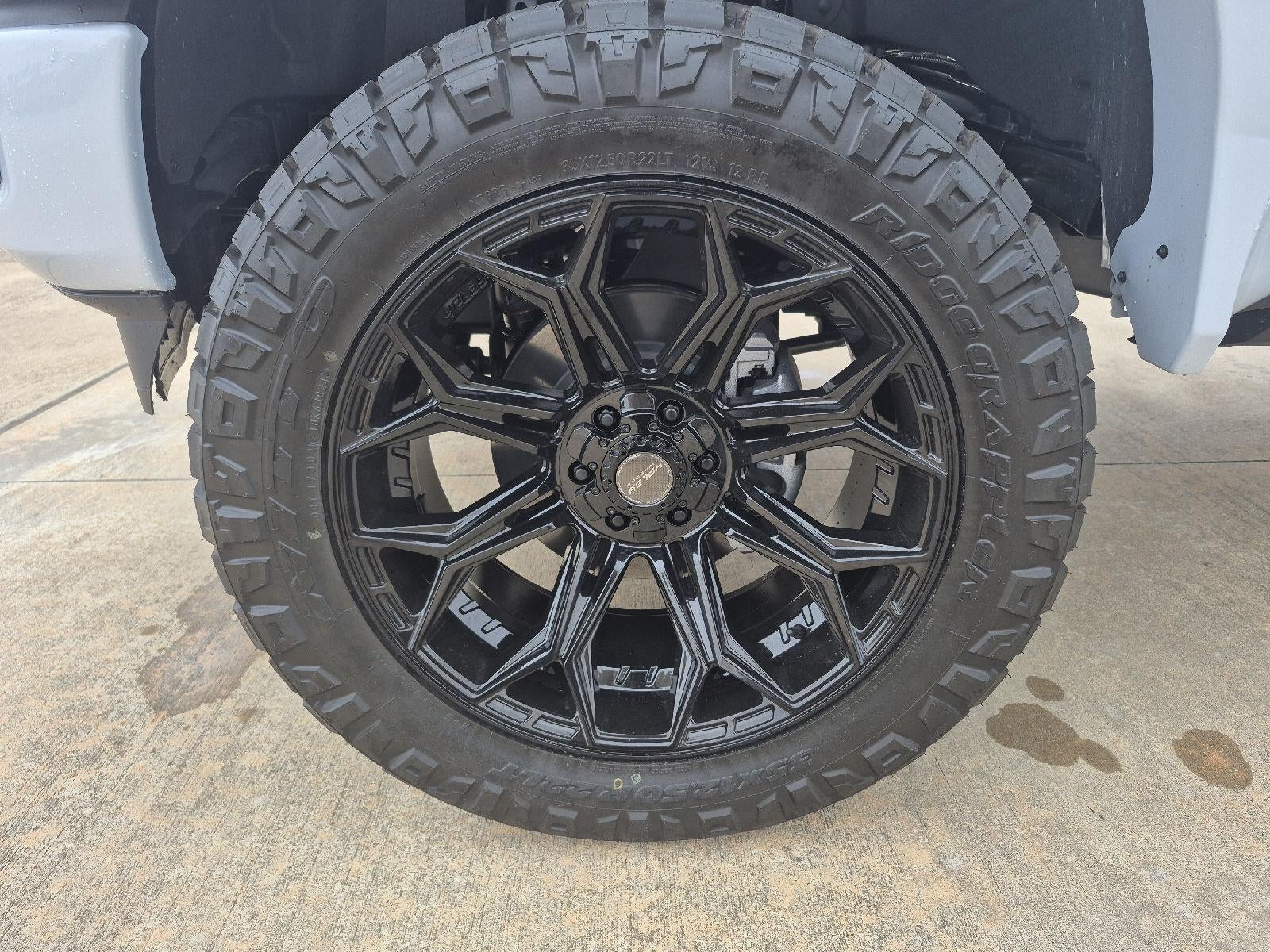 2025 Ford LIFTED F-150 XLT