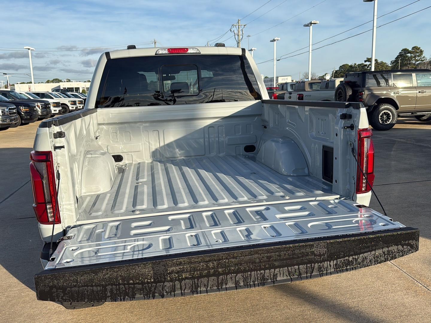 2026 Ford LIFTED F-150 LARIAT