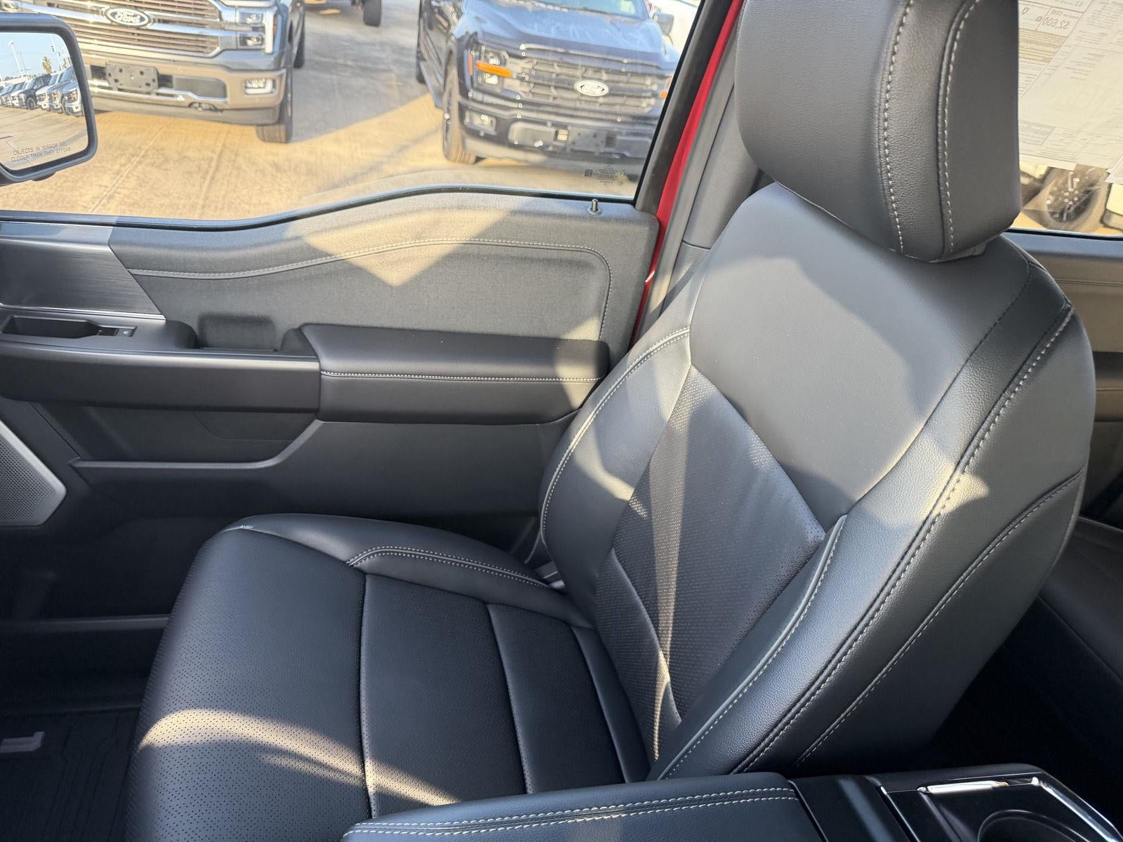 2026 Ford Lifted F-150 LARIAT