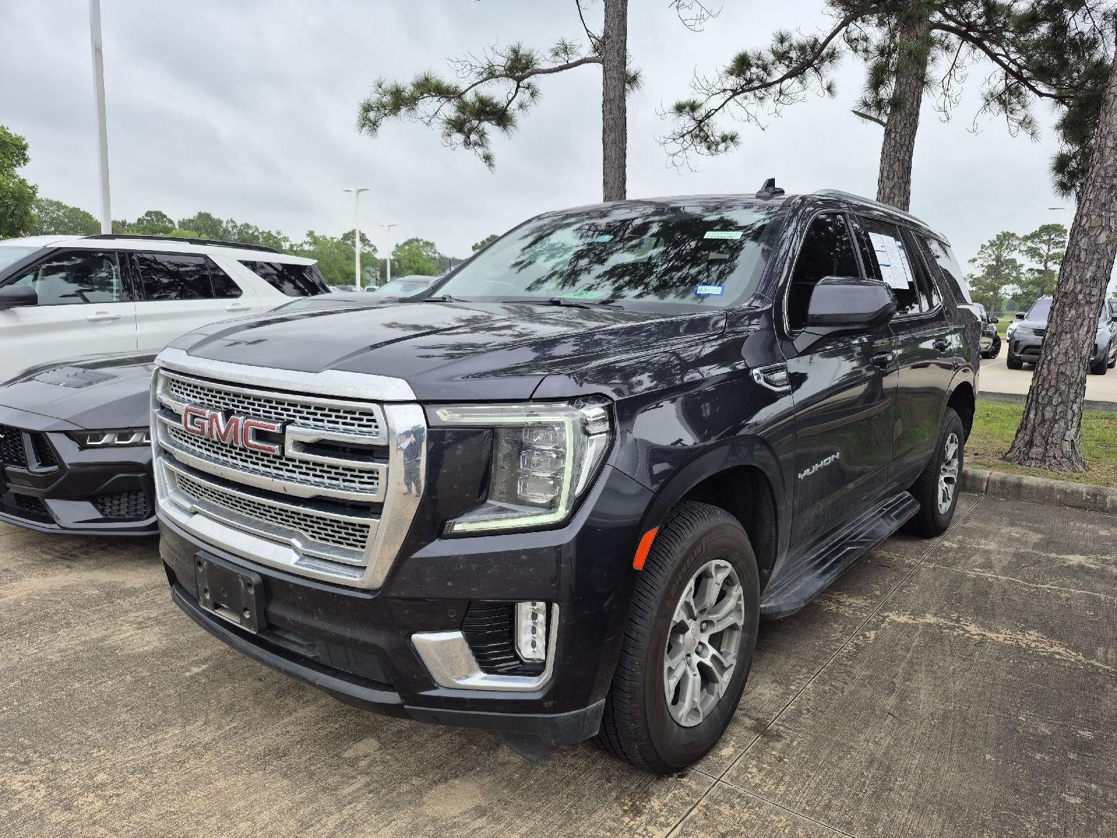 2023 GMC Yukon SLE