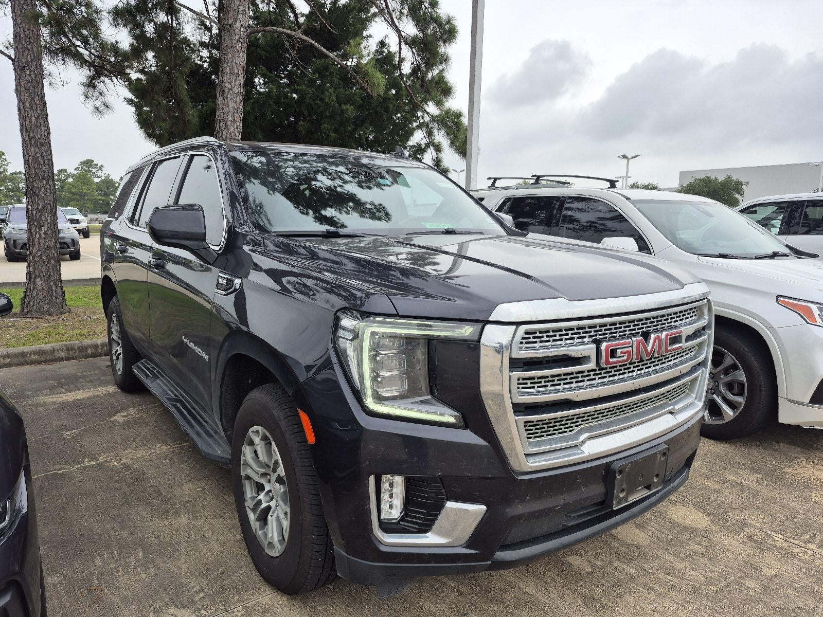 2023 GMC Yukon SLE