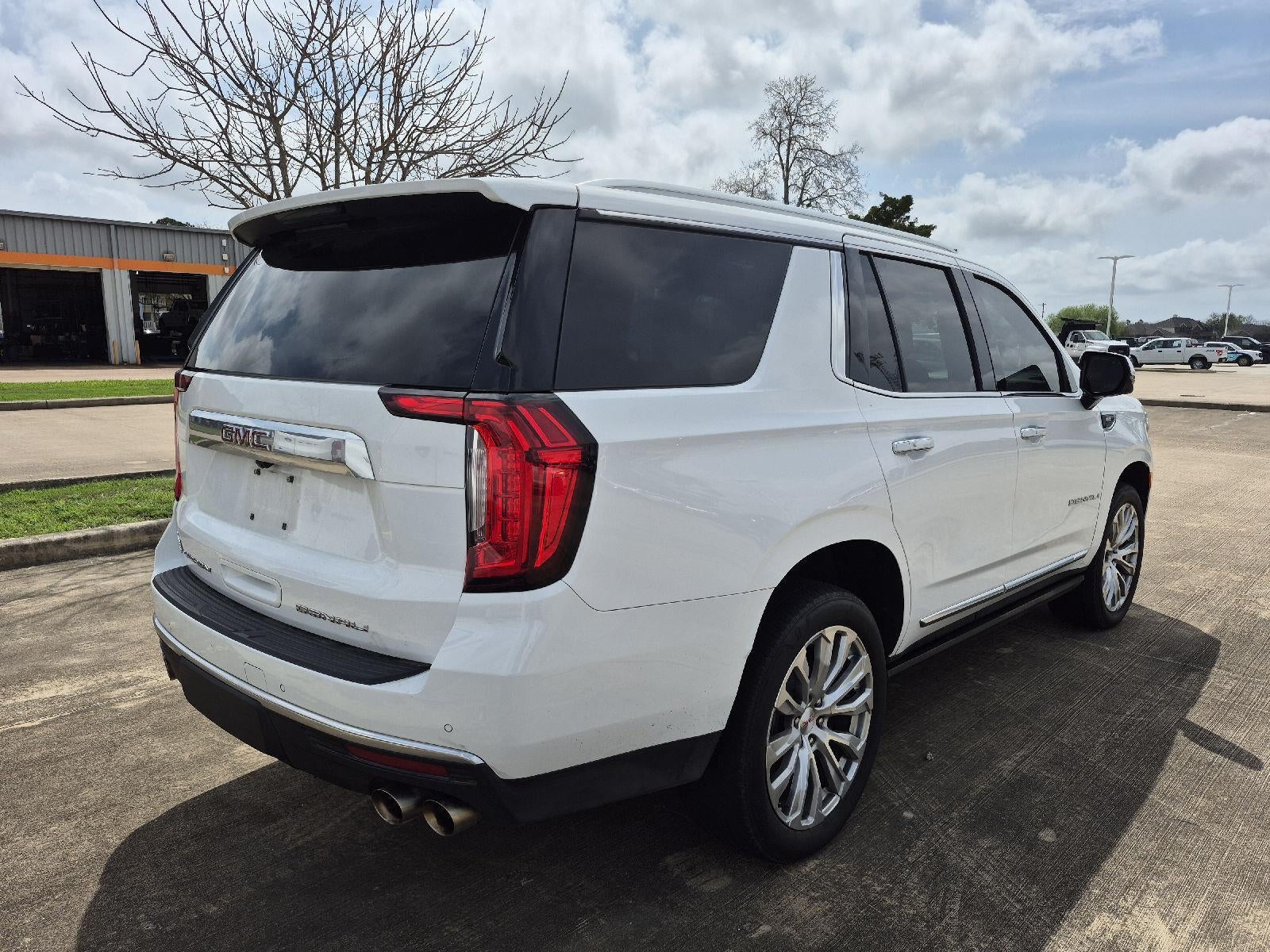 2023 GMC Yukon Denali