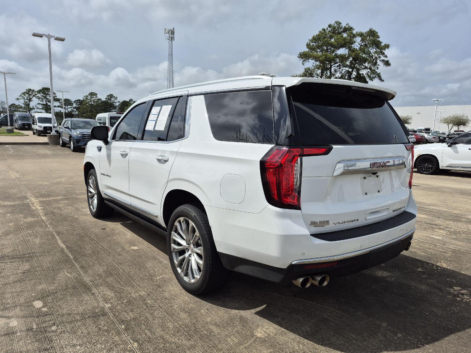 2023 GMC Yukon Denali
