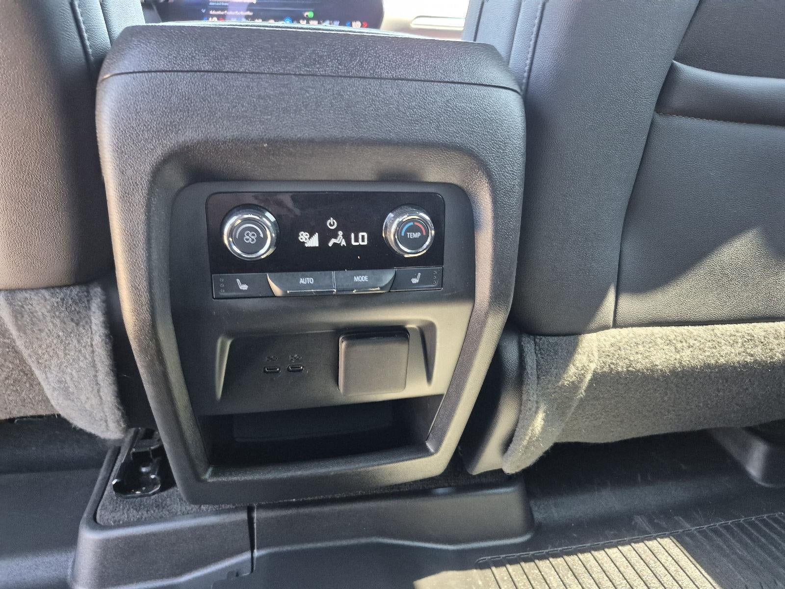 2024 Chevrolet Traverse FWD RS