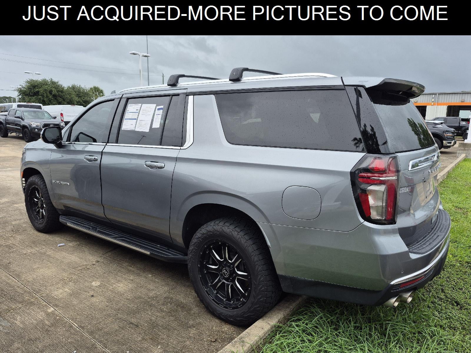 2023 Chevrolet Suburban Premier