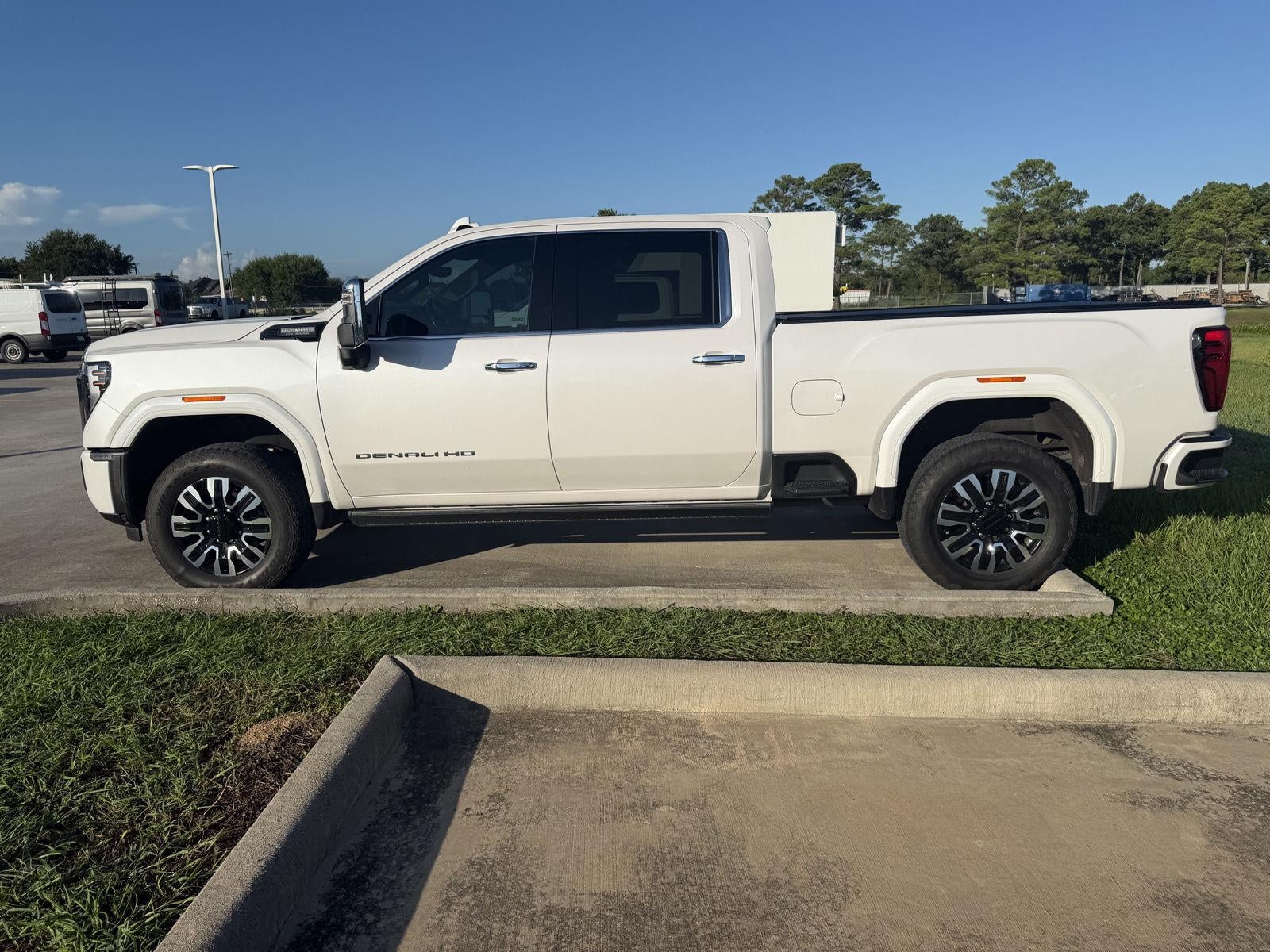 2024 GMC Sierra 2500HD Denali Ultimate