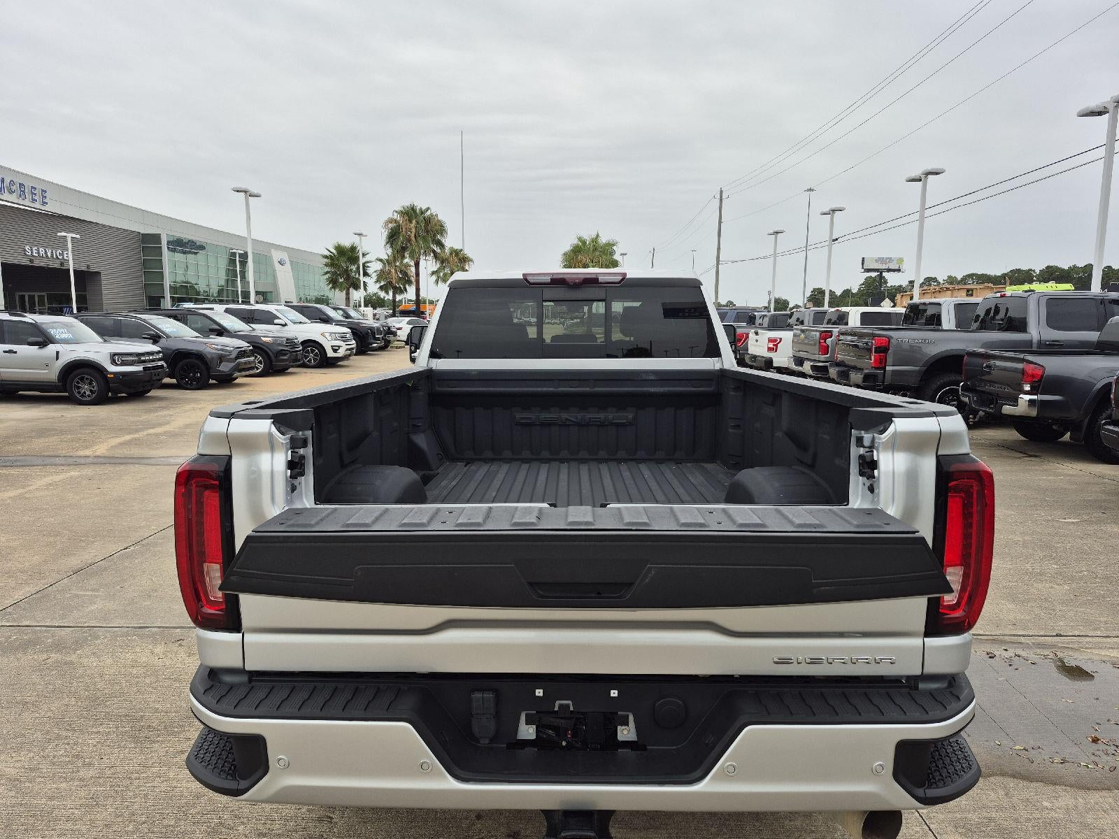 2023 GMC Sierra 2500HD Denali