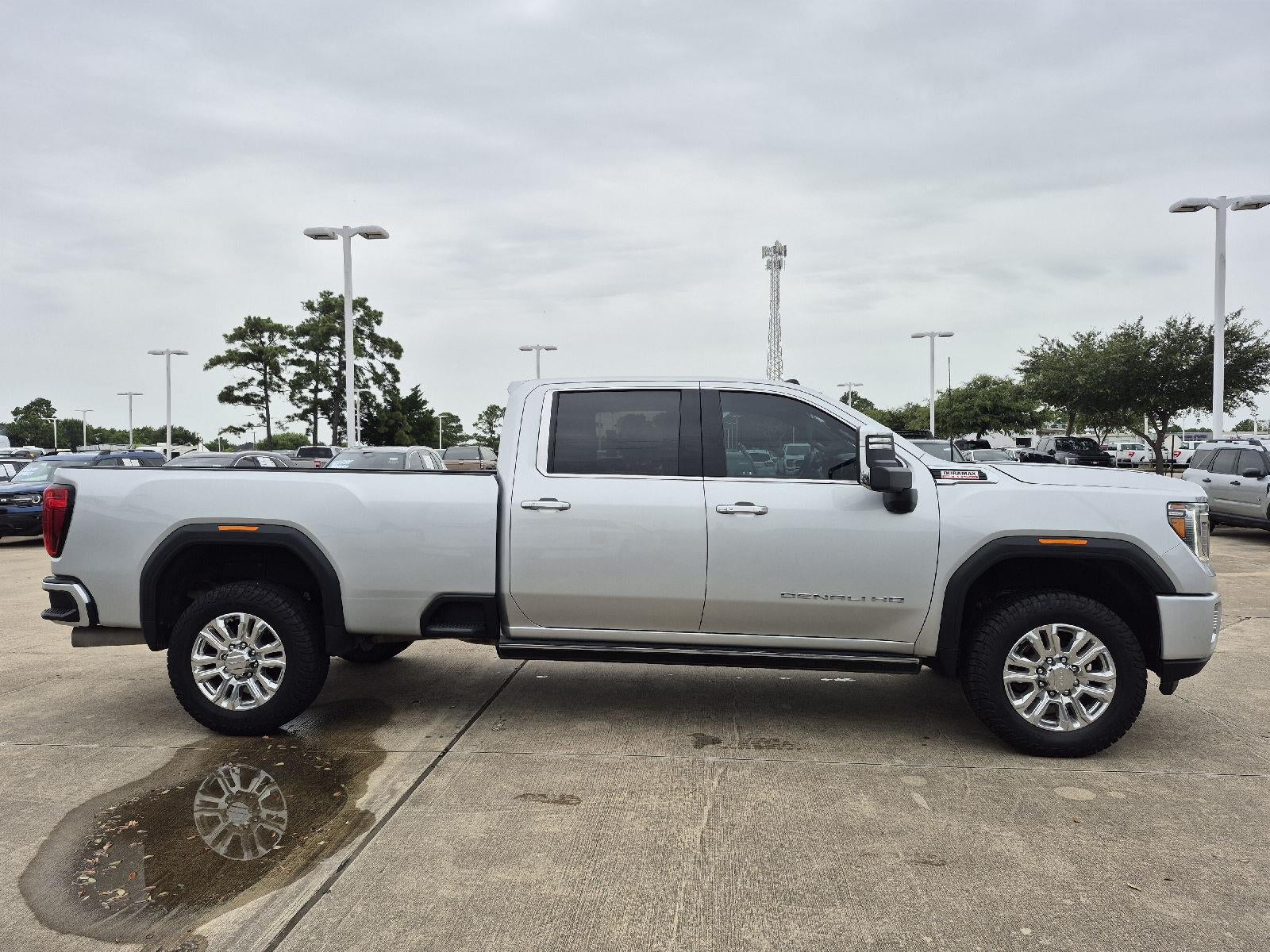 2023 GMC Sierra 2500HD Denali