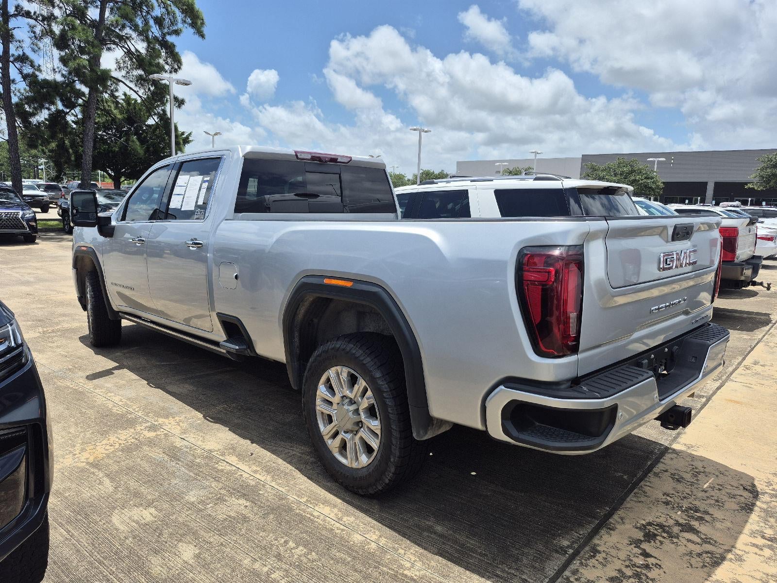 2023 GMC Sierra 2500HD Denali