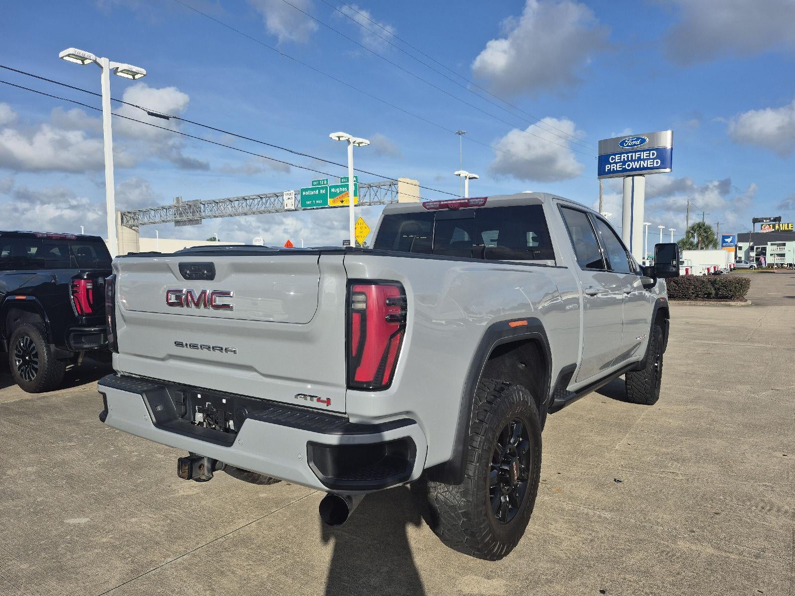 2025 GMC Sierra 2500HD AT4