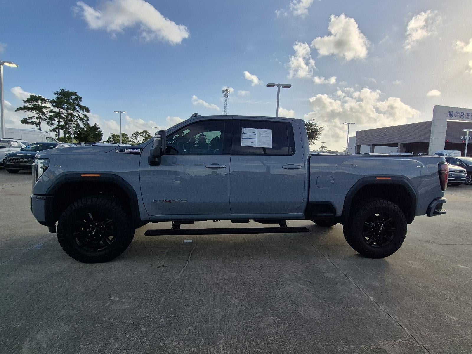 2025 GMC Sierra 2500HD AT4