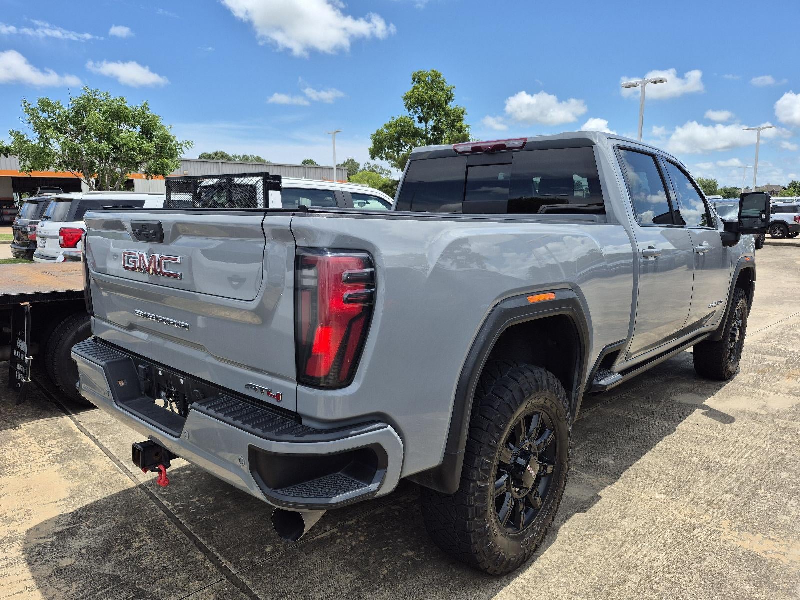 2025 GMC Sierra 2500HD AT4