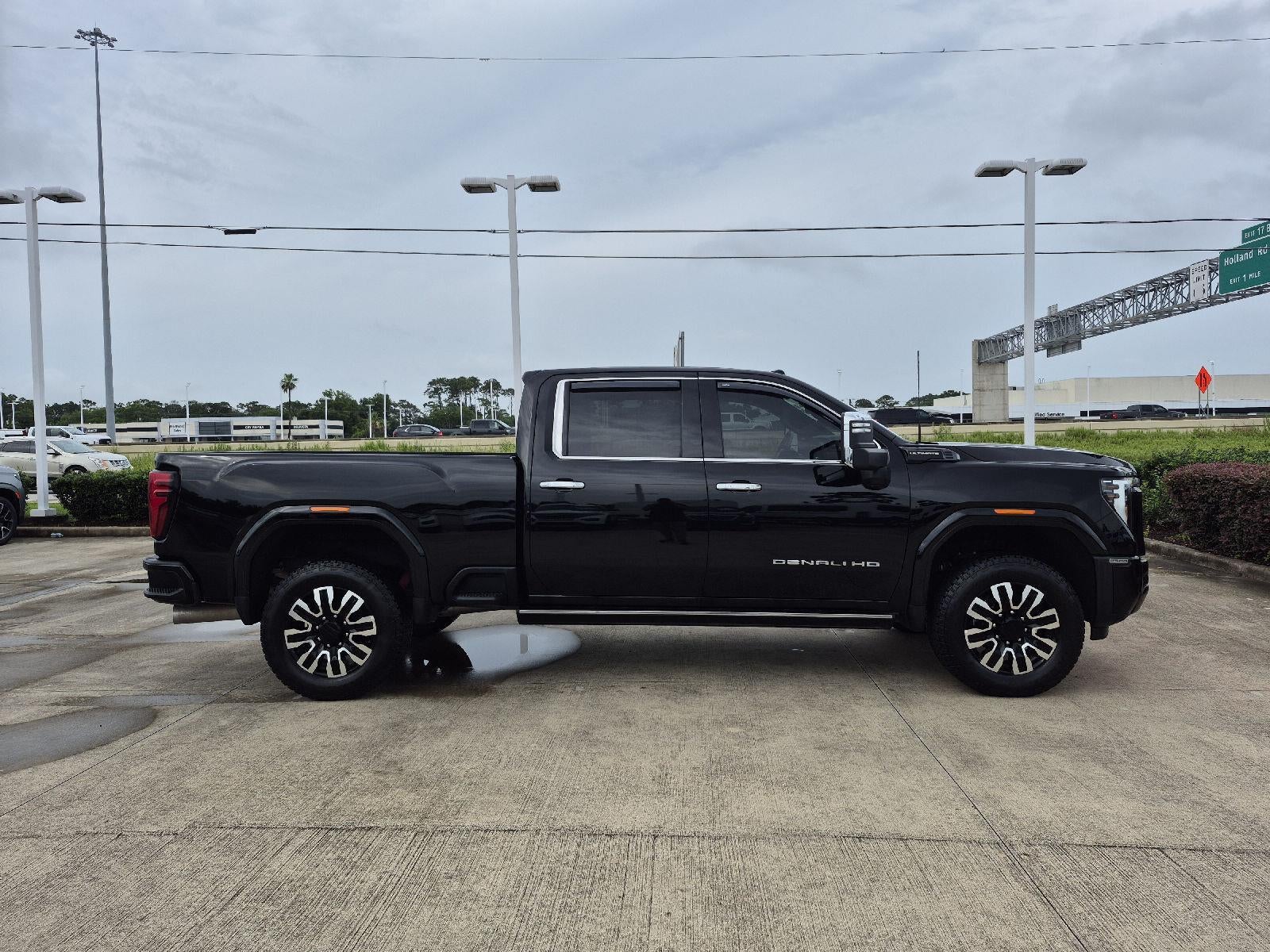 2025 GMC Sierra 2500HD Denali Ultimate