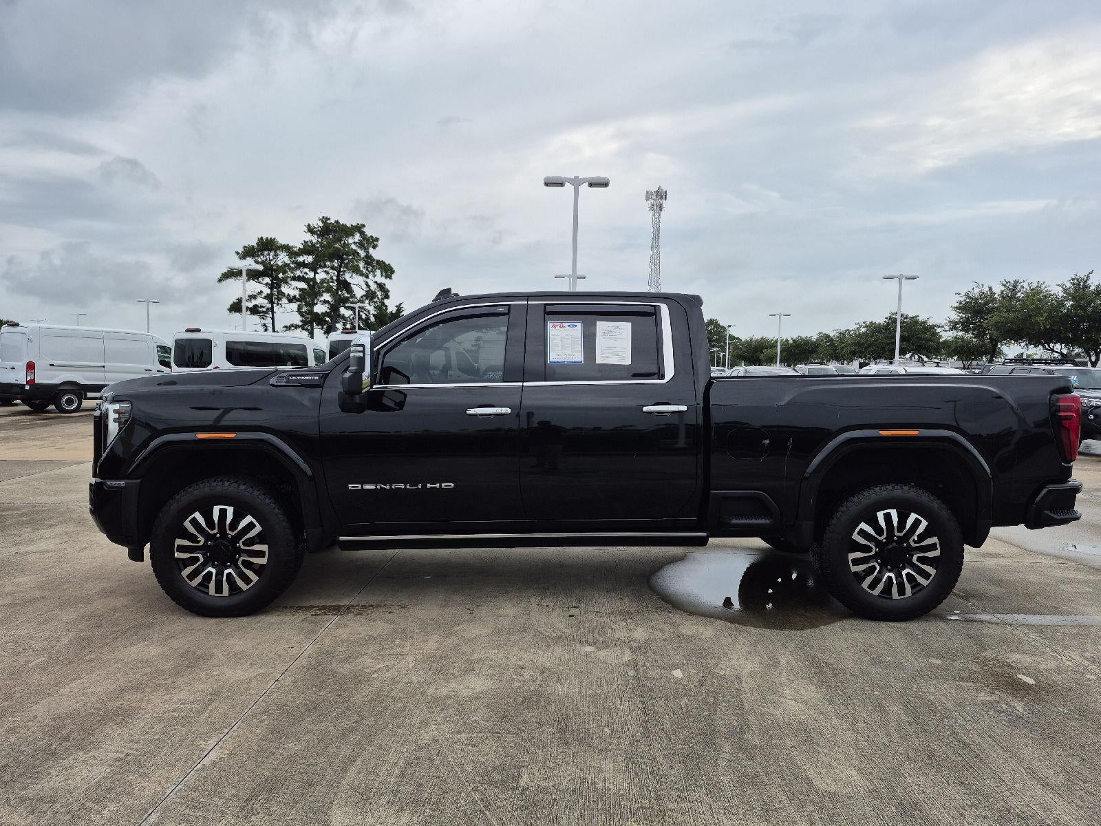 2025 GMC Sierra 2500HD Denali Ultimate
