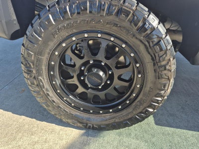 2025 GMC Sierra 2500HD AT4X