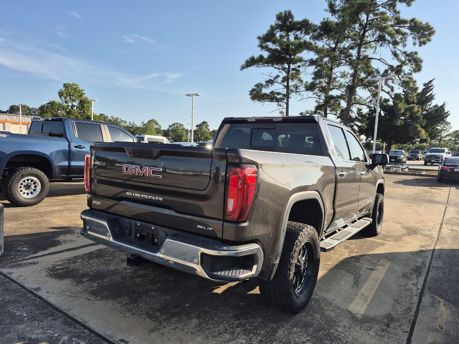 2021 GMC Sierra 1500 SLT