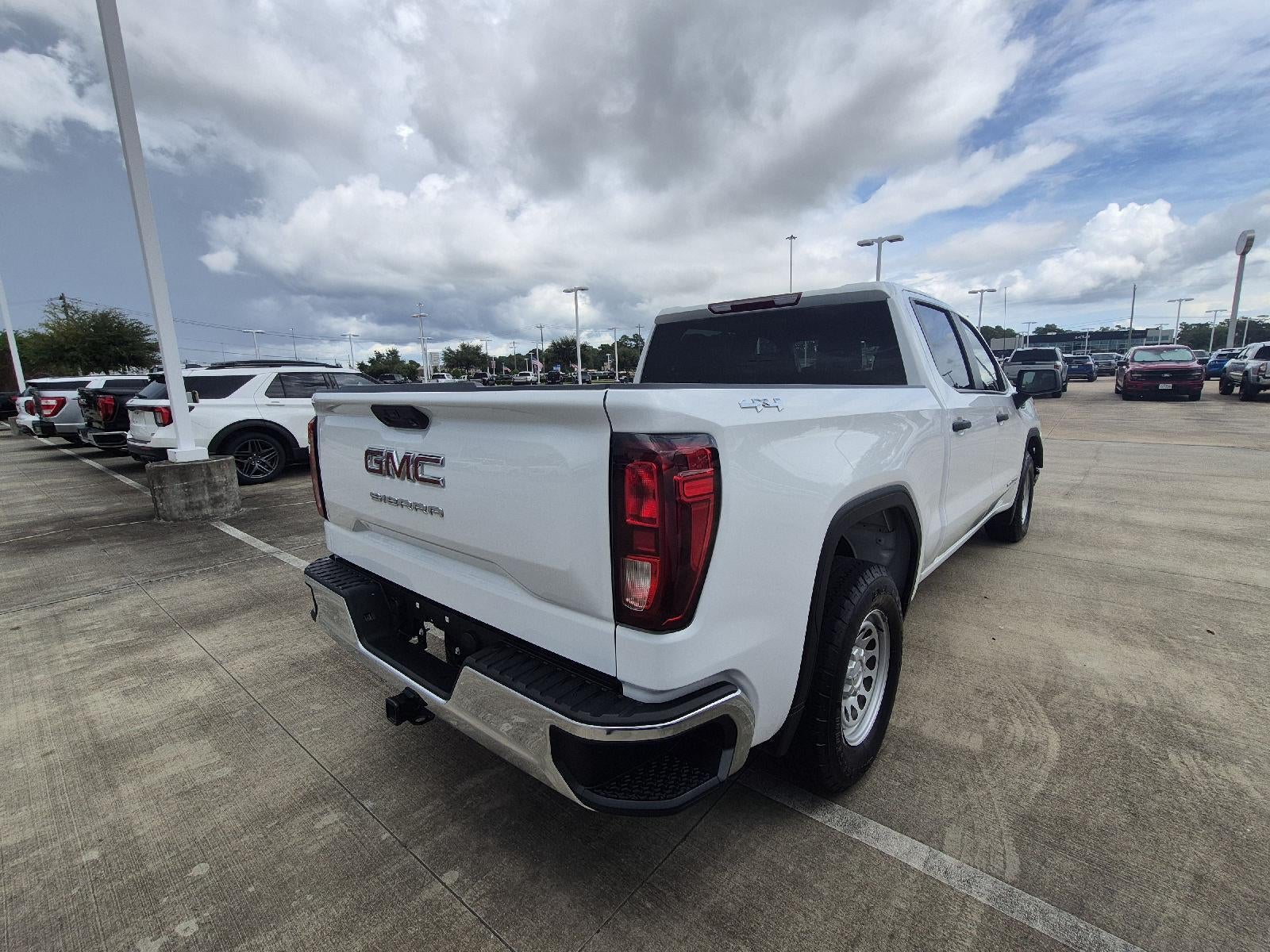 2023 GMC Sierra 1500 Pro