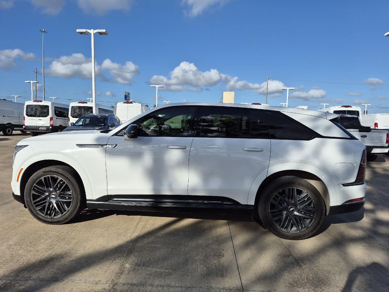 2025 Cadillac ESCALADE IQ Sport 2