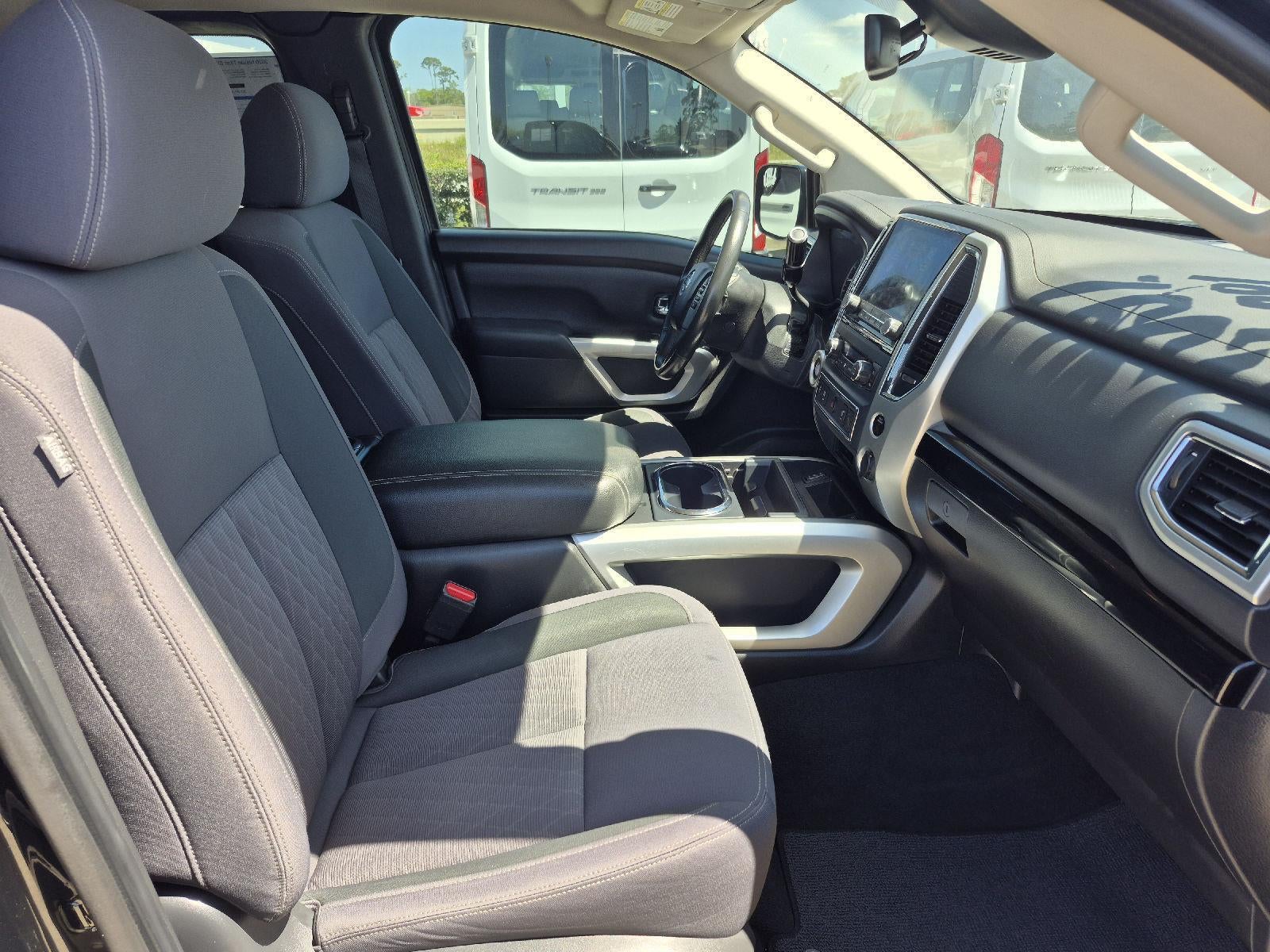 2020 Nissan Titan SV