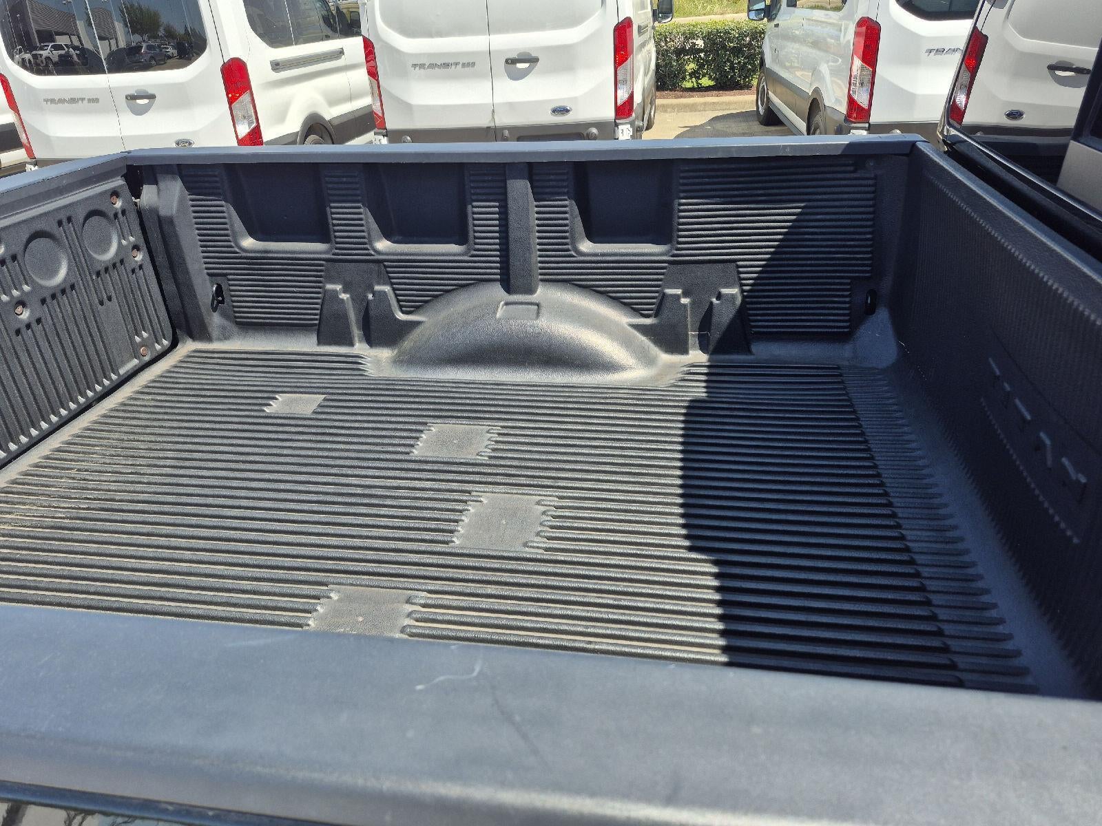 2020 Nissan Titan SV