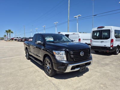 2020 Nissan Titan SV