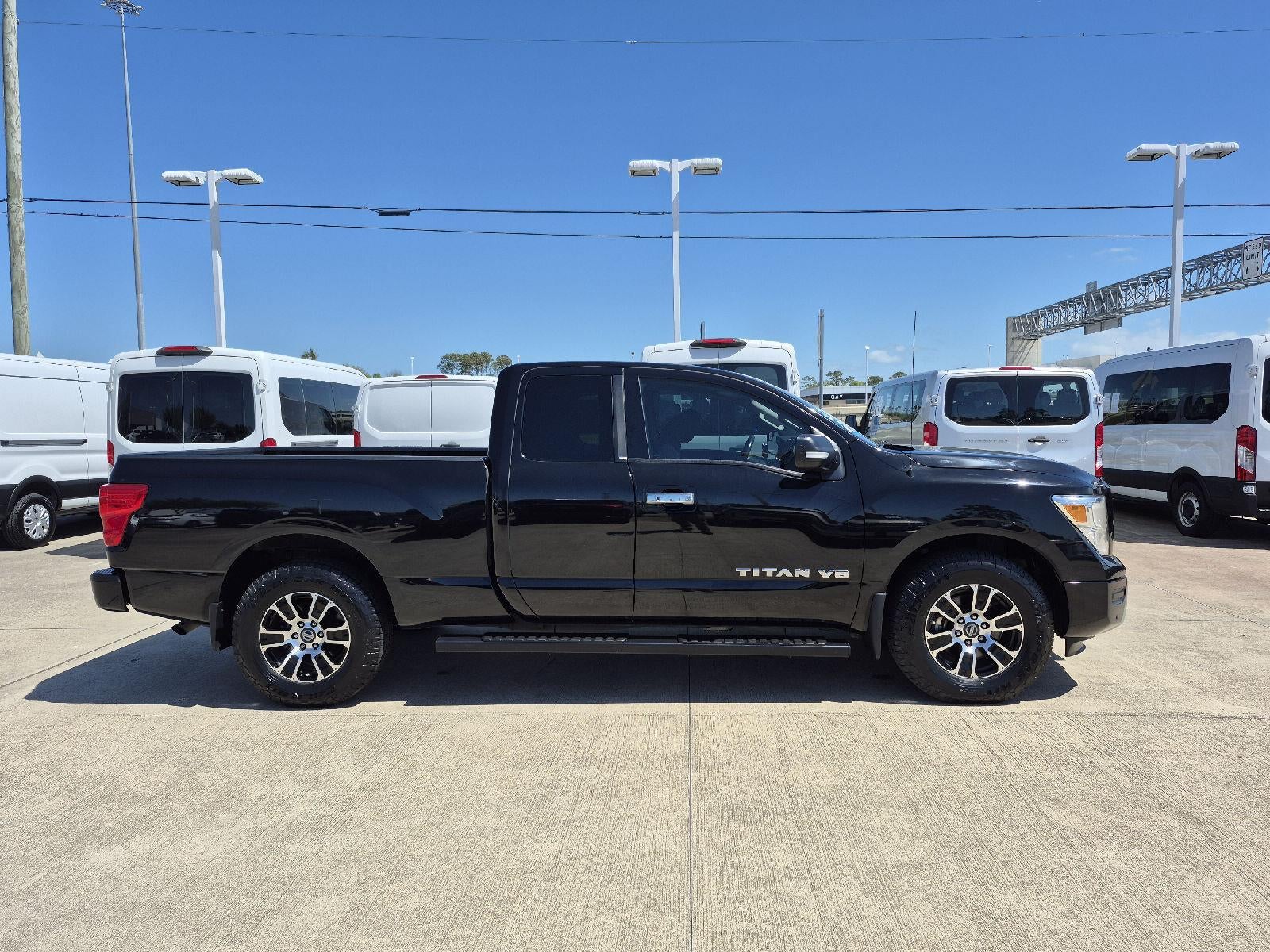 2020 Nissan Titan SV