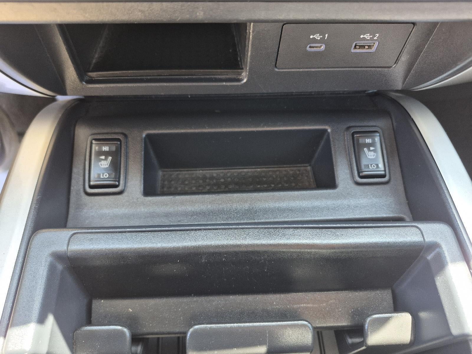 2020 Nissan Titan SV