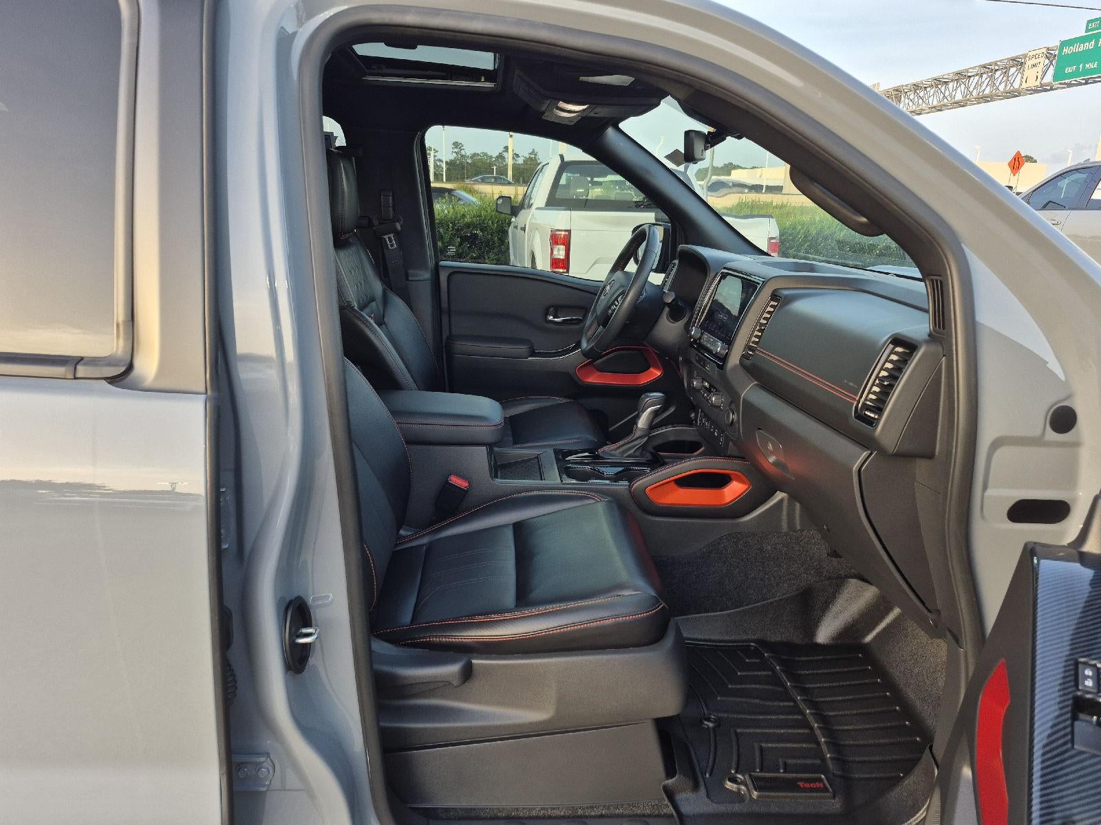 2024 Nissan Frontier PRO-X