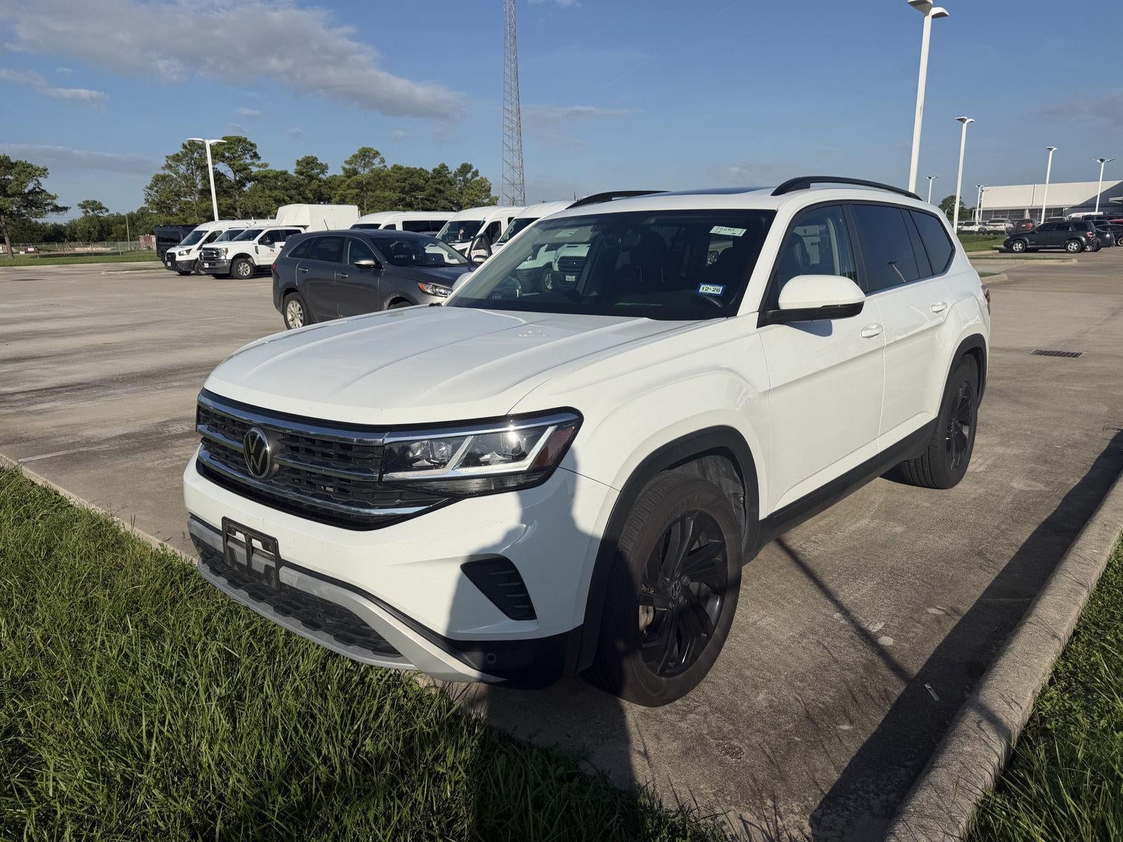 2022 Volkswagen Atlas 2.0T SE w/Technology