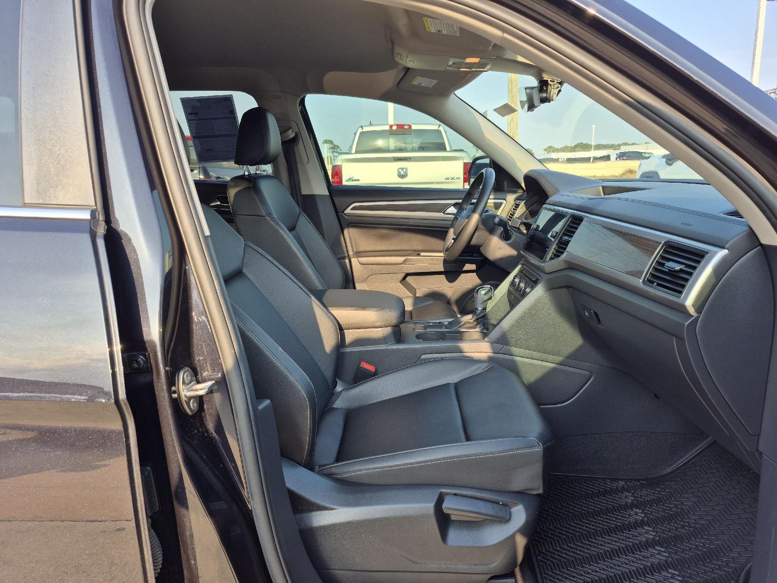 2019 Volkswagen Atlas 3.6L V6 SE w/Technology