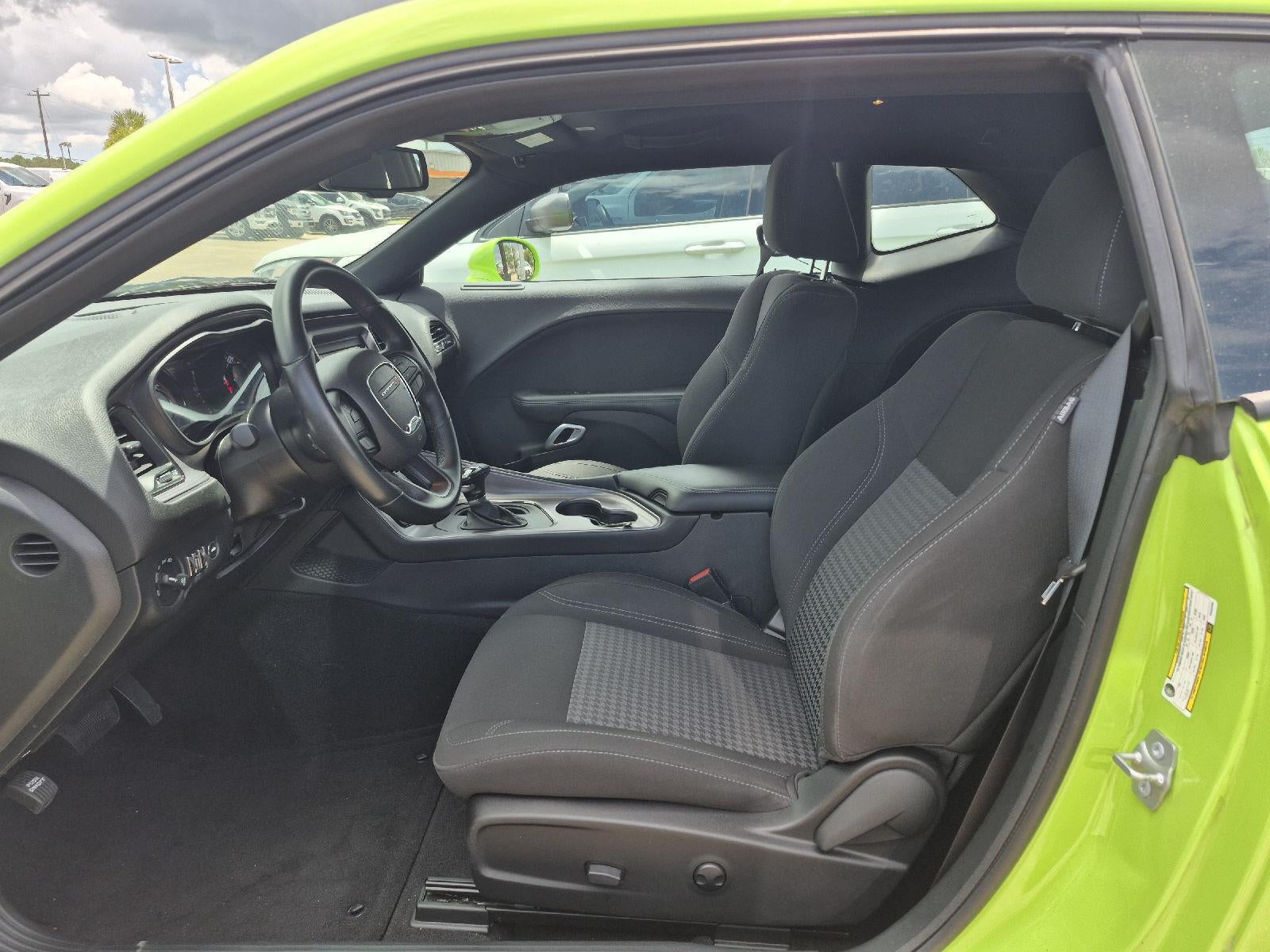 2023 Dodge Challenger SXT