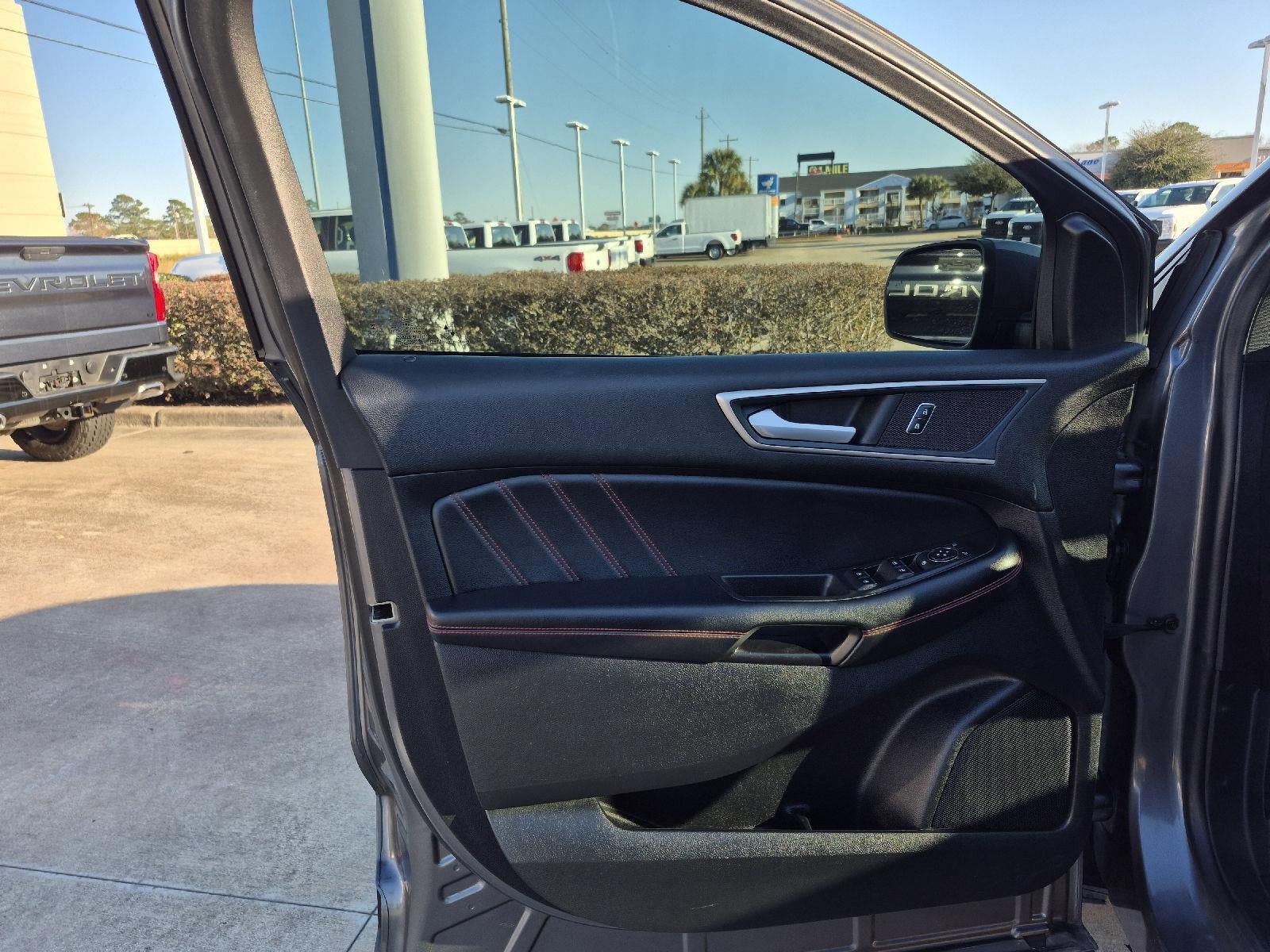 2021 Ford Edge ST-Line