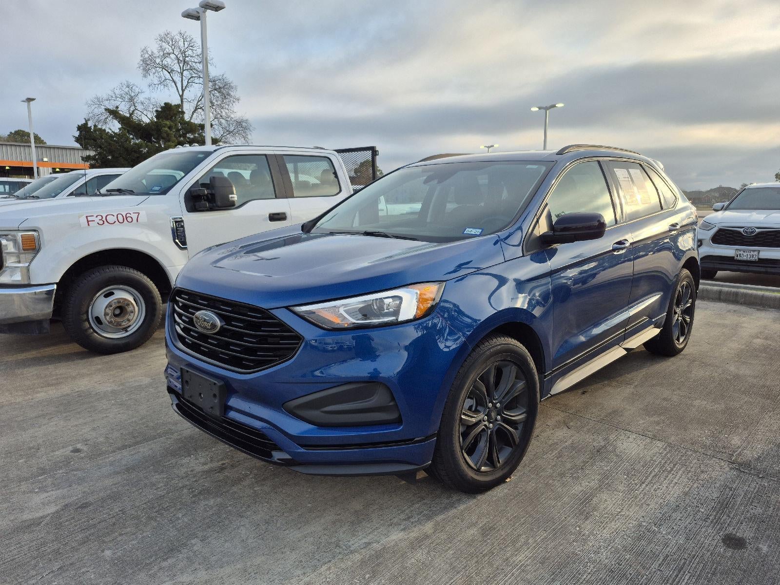 2022 Ford Edge SE