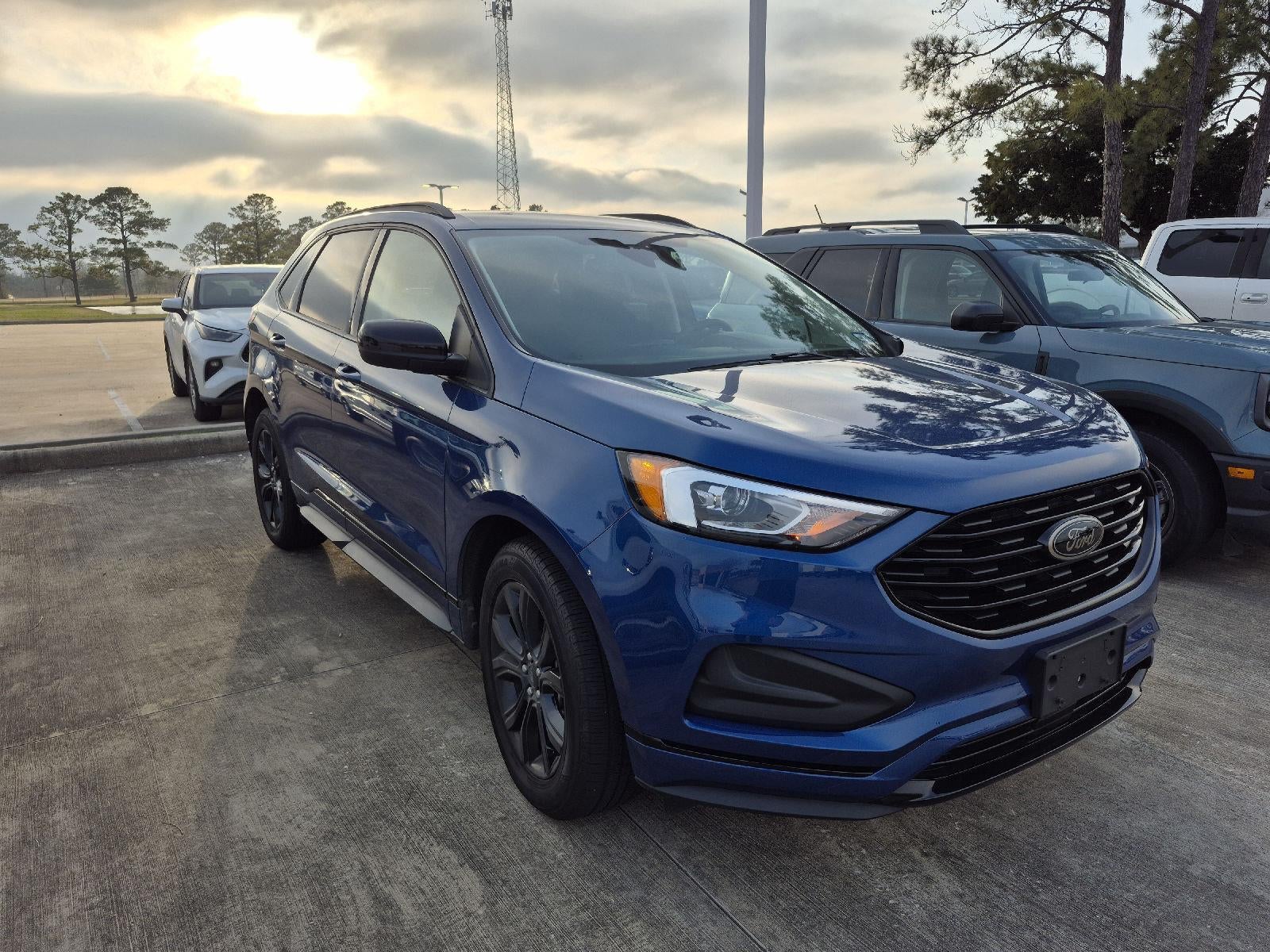 2022 Ford Edge SE