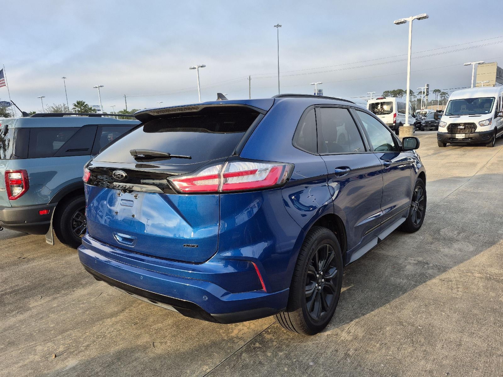 2022 Ford Edge SE