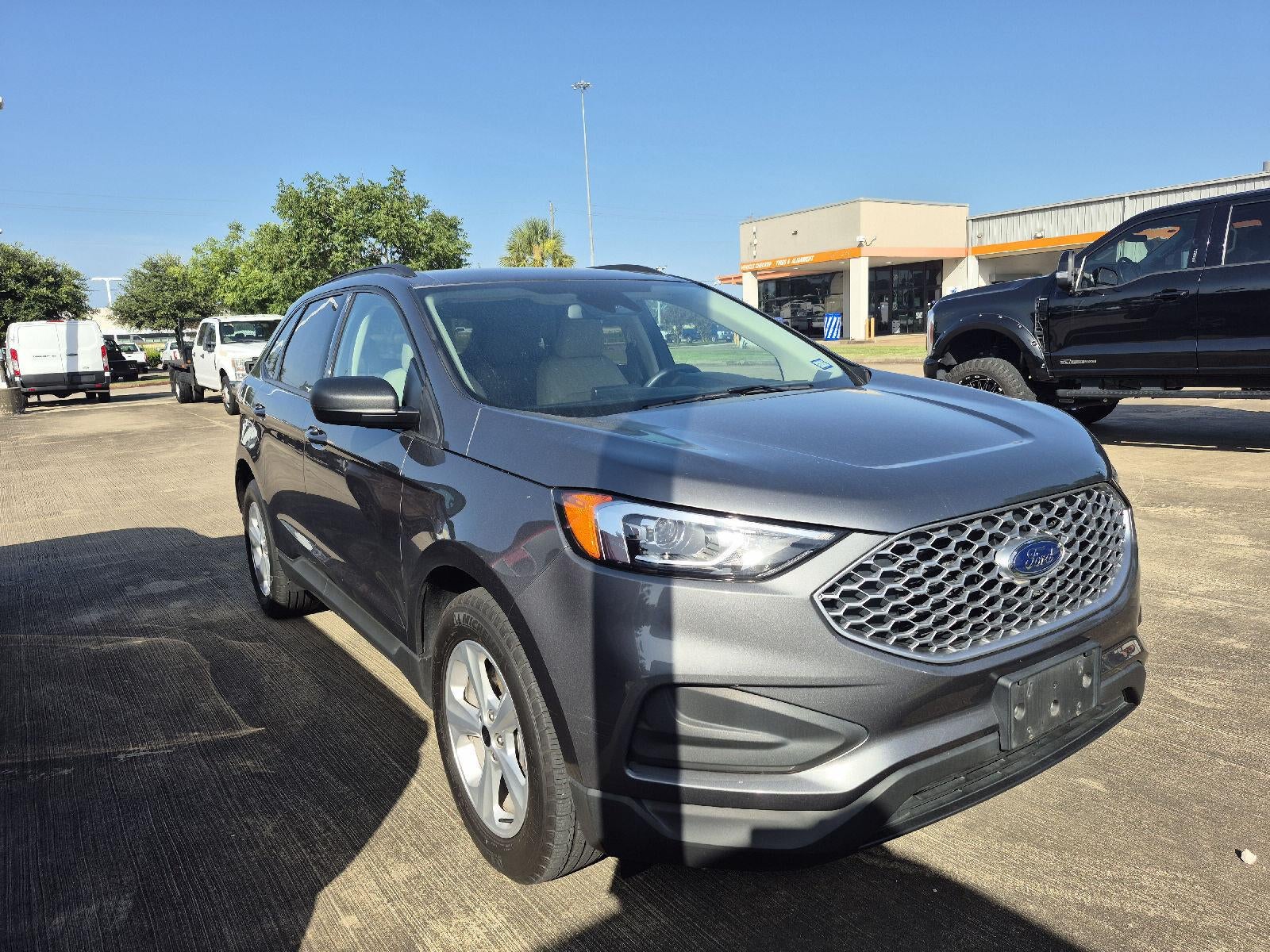 2024 Ford Edge SE
