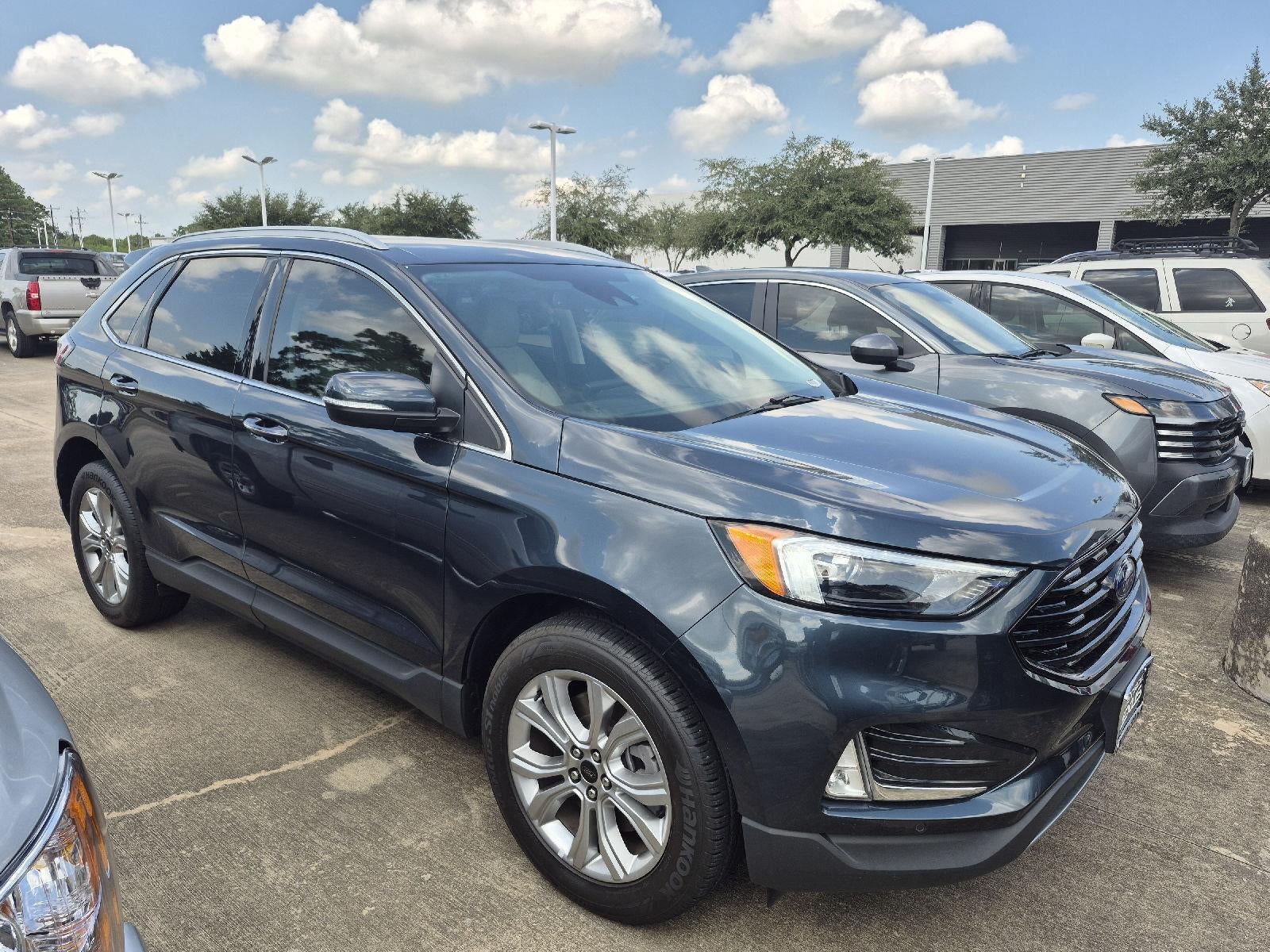 2024 Ford Edge Titanium