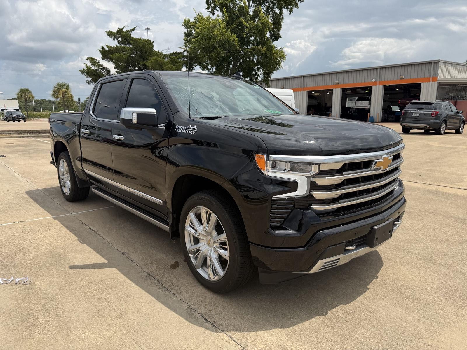 2025 Chevrolet Silverado 1500 High Country