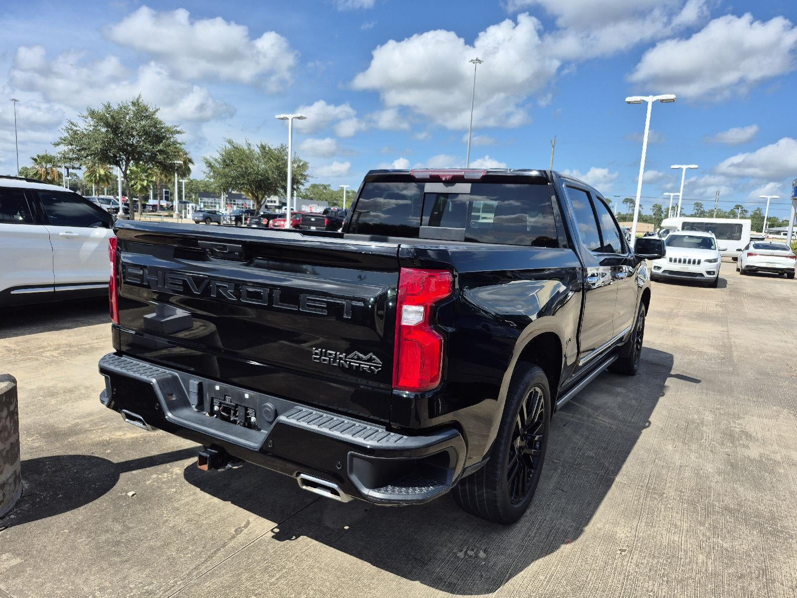 2023 Chevrolet Silverado 1500 High Country