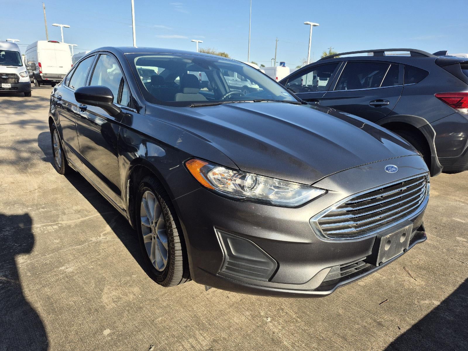 2020 Ford Fusion SE