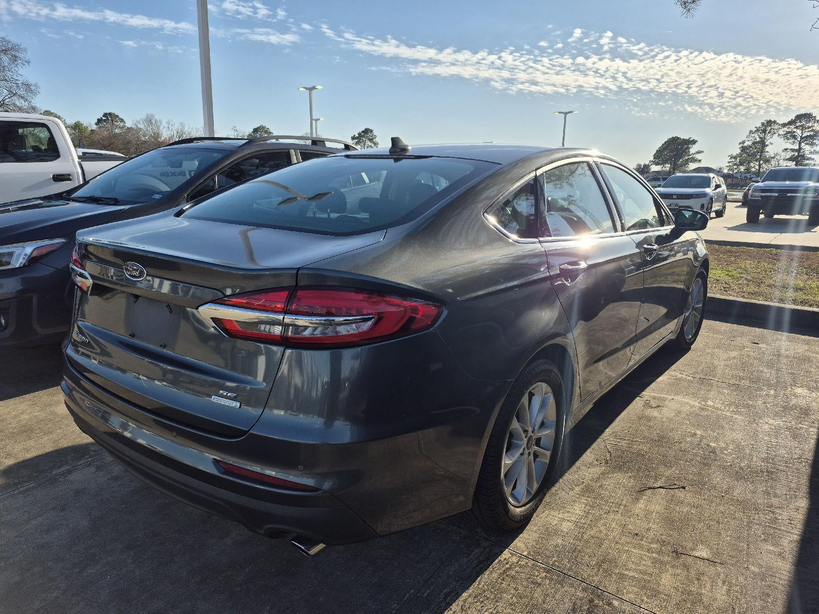 2020 Ford Fusion SE