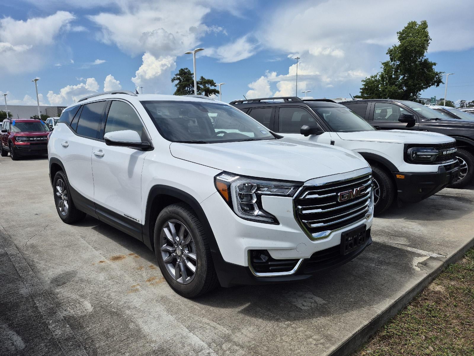 2024 GMC Terrain SLT