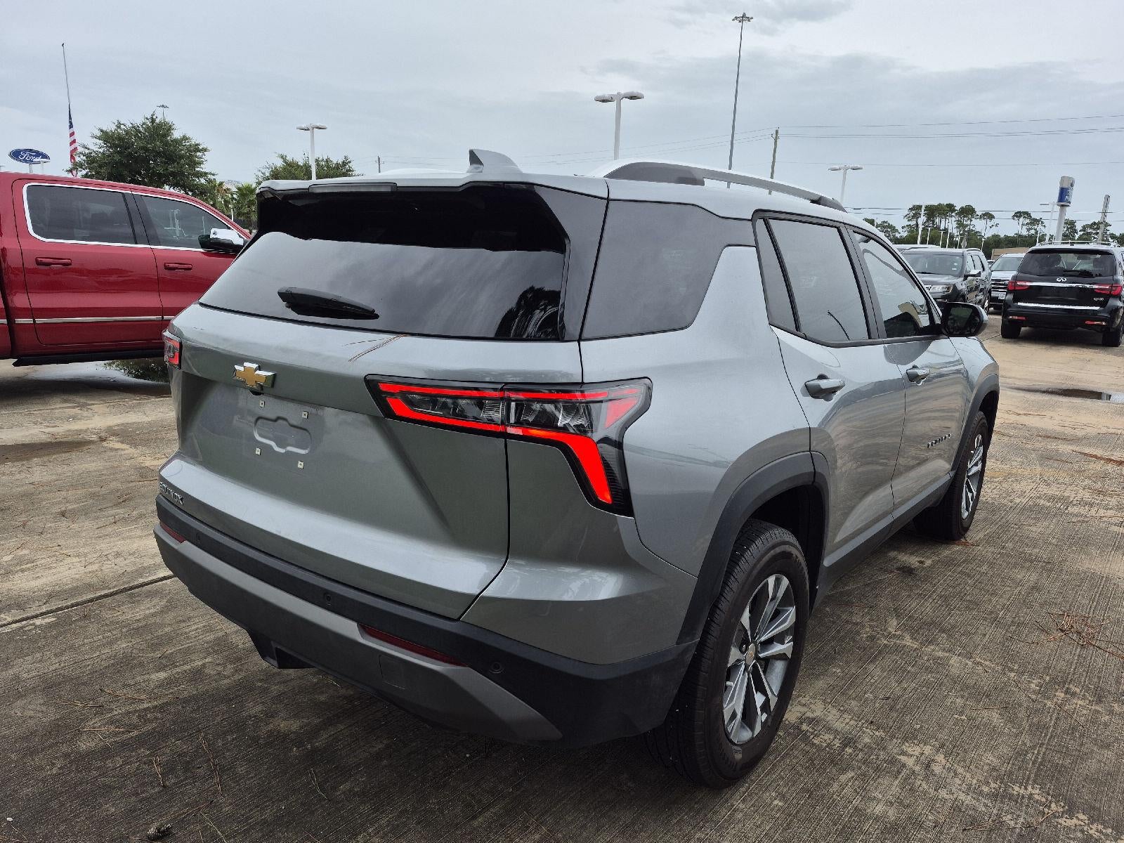 2025 Chevrolet Equinox FWD LT