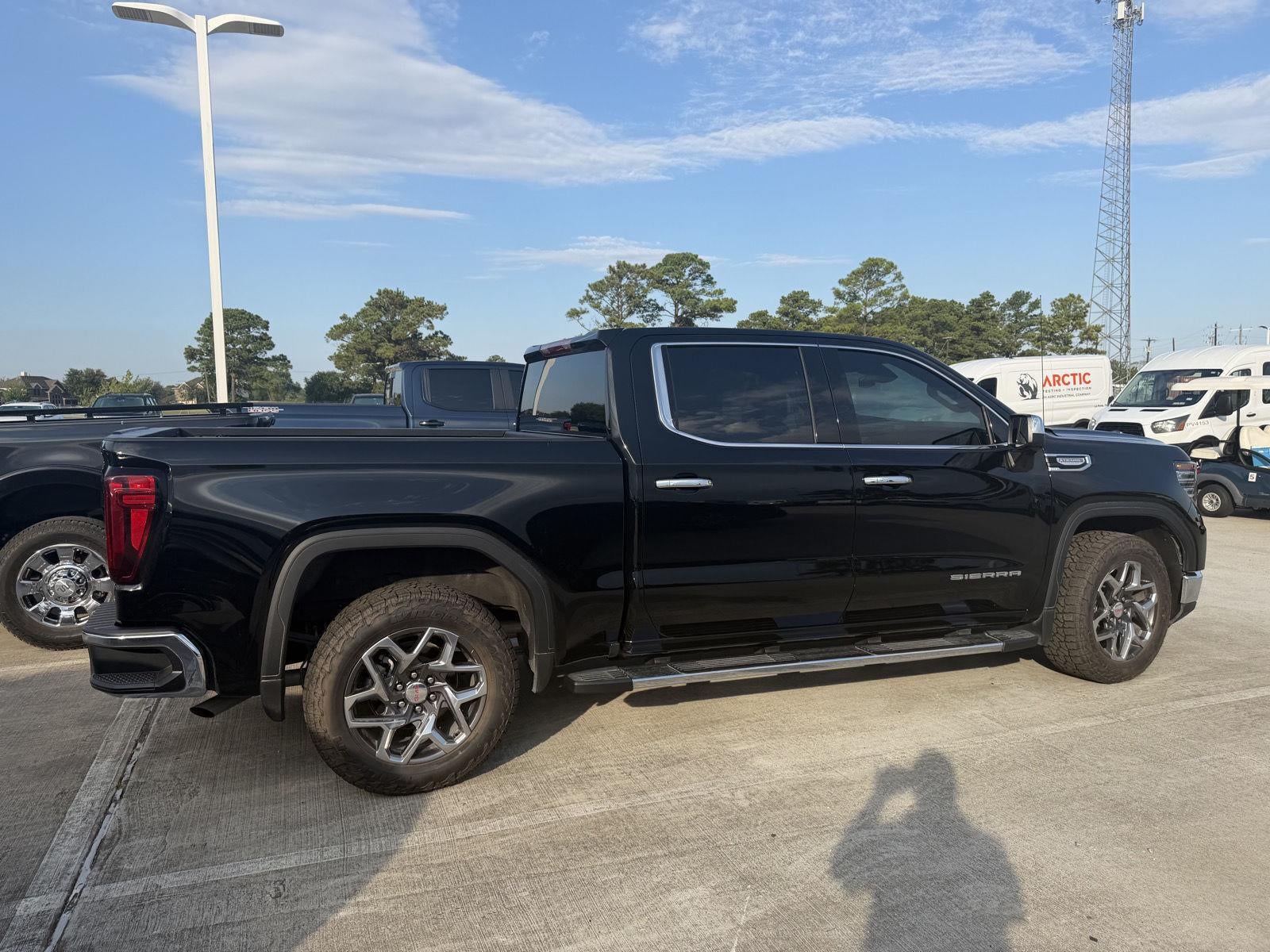 2024 GMC Sierra 1500 SLT