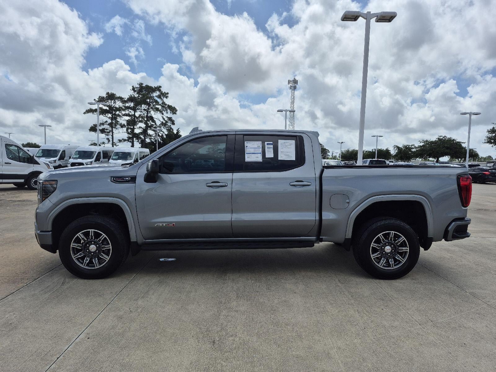2024 GMC Sierra 1500 AT4