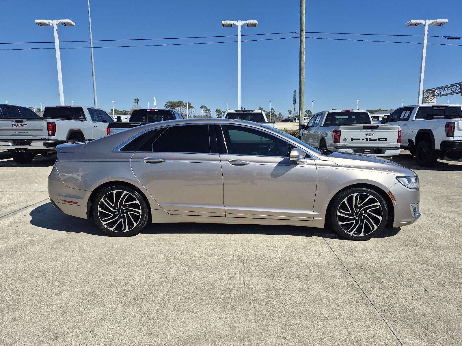 2020 Lincoln MKZ Reserve
