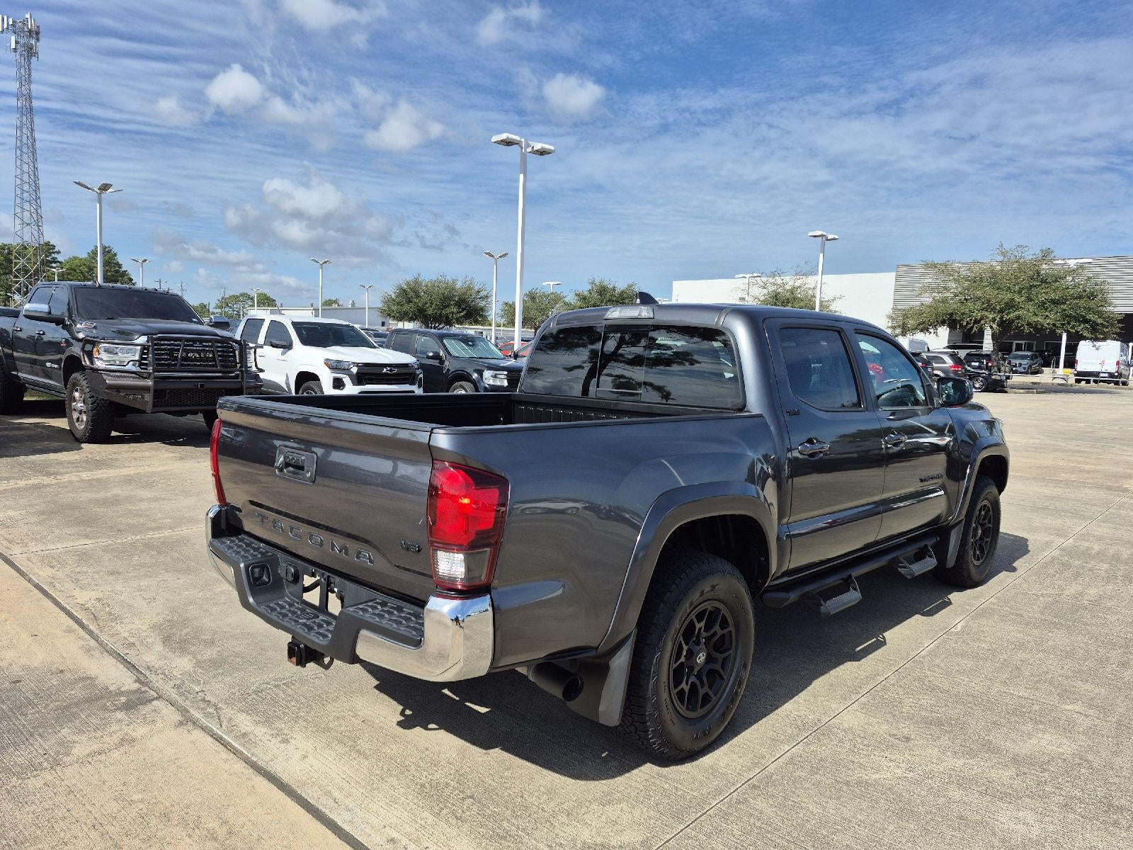 2022 Toyota Tacoma SR5 V6